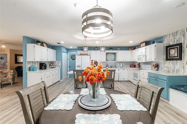 8711 SW 92ND PLACE D, Ocala, FL 34481