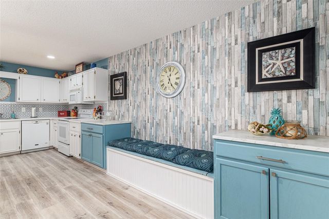 8711 SW 92ND PLACE D, Ocala, FL 34481