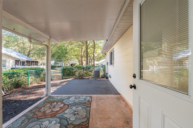 8711 SW 92ND PLACE D, Ocala, FL 34481