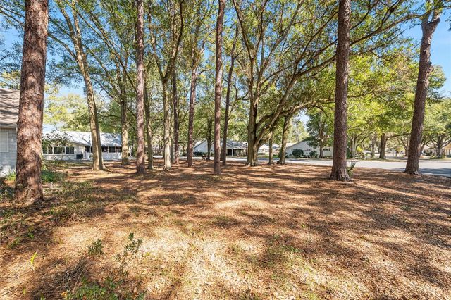 8711 SW 92ND PLACE D, Ocala, FL 34481