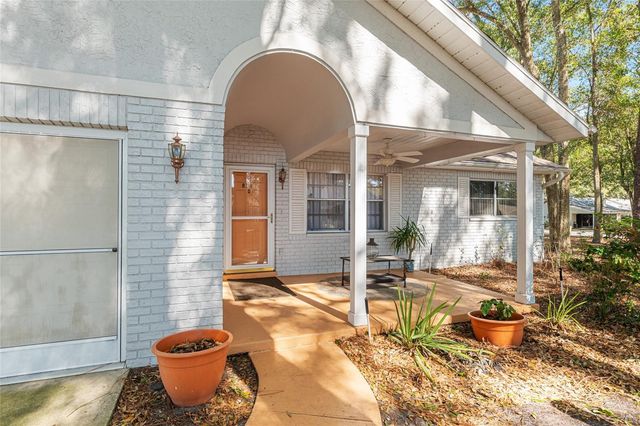 8711 SW 92ND PLACE D, Ocala, FL 34481