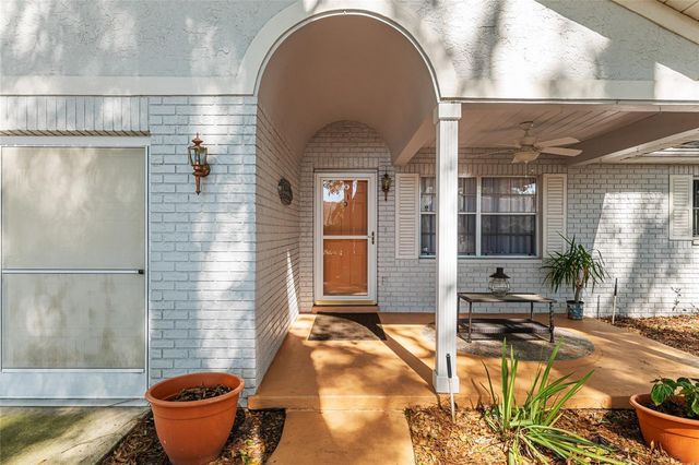 8711 SW 92ND PLACE D, Ocala, FL 34481