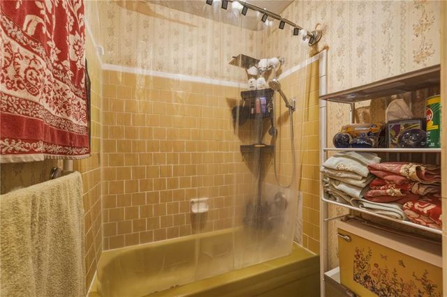 1198 Ashborough SE Terrace J, Marietta, GA 30067