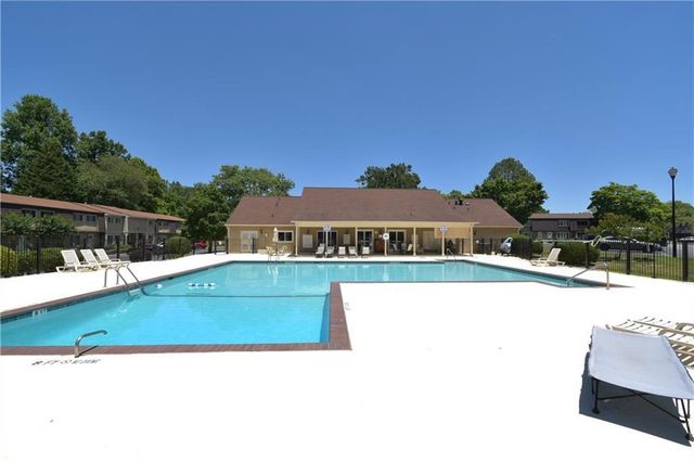 1198 Ashborough SE Terrace J, Marietta, GA 30067