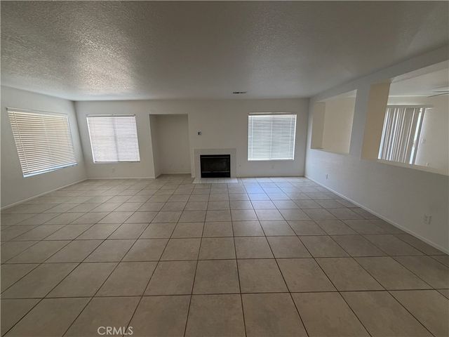 38646 Annette Avenue, Palmdale, CA 93551
