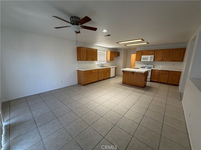 38646 Annette Avenue, Palmdale, CA 93551