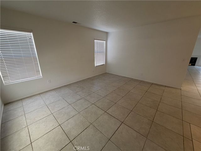 38646 Annette Avenue, Palmdale, CA 93551