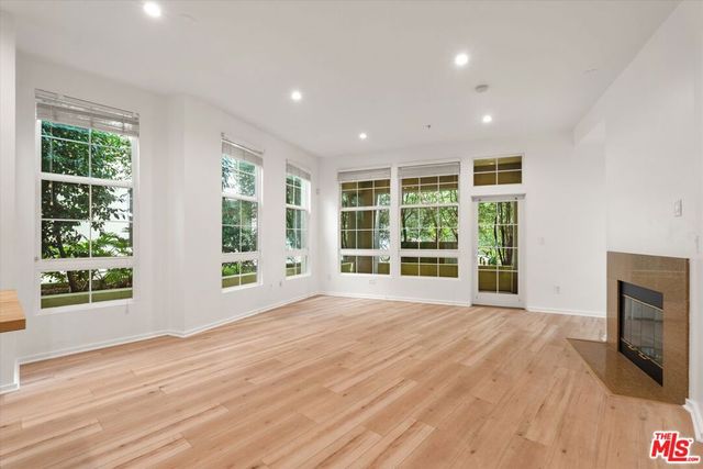 13020 Pacific 105, Playa Vista, CA 90094