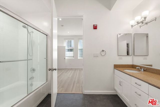 13020 Pacific 105, Playa Vista, CA 90094