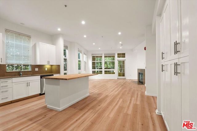 13020 Pacific 105, Playa Vista, CA 90094