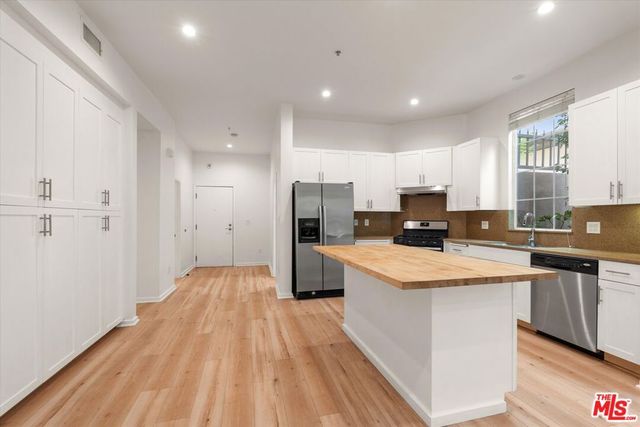 13020 Pacific 105, Playa Vista, CA 90094