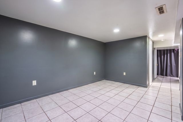 919 S Highland Avenue, Oak Park, IL 60304