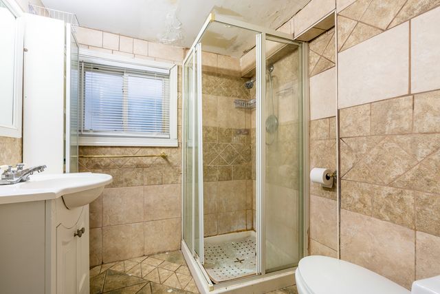 919 S Highland Avenue, Oak Park, IL 60304