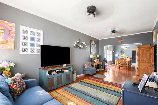 919 S Highland Avenue, Oak Park, IL 60304