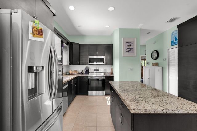 432 4Th Road, Key Largo, FL 33037