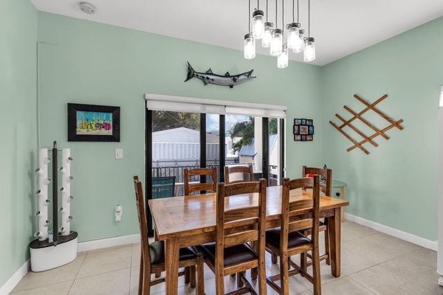 432 4Th Road, Key Largo, FL 33037