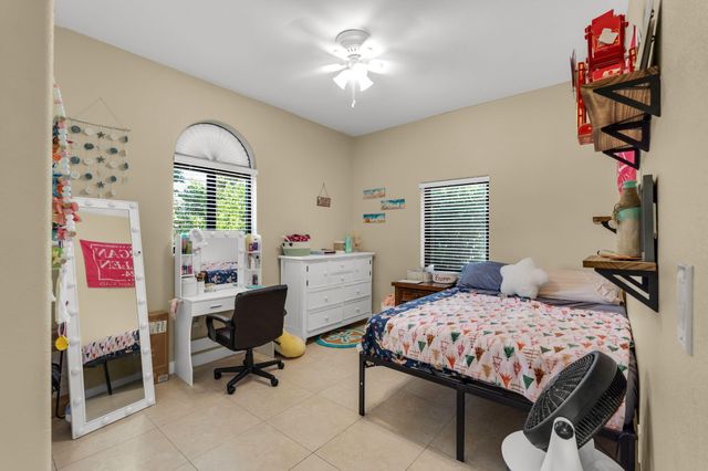 432 4Th Road, Key Largo, FL 33037