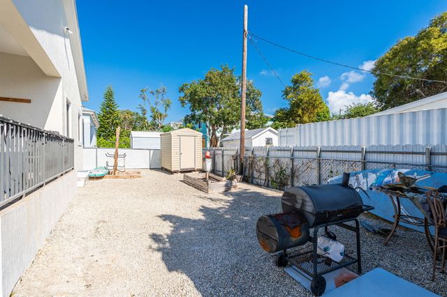 432 4Th Road, Key Largo, FL 33037