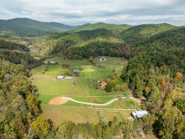 2673 Tails Creek Church Road, Ellijay, GA 30540