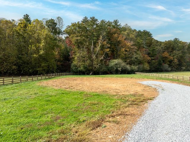 2673 Tails Creek Church Road, Ellijay, GA 30540