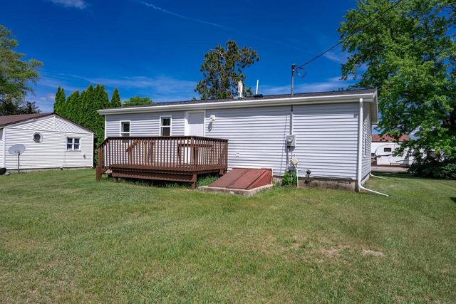 801 N Harvey Street, Necedah, WI 54646