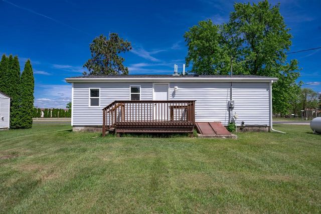801 N Harvey Street, Necedah, WI 54646