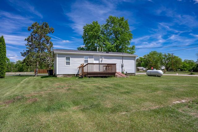 801 N Harvey Street, Necedah, WI 54646