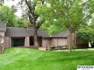 1032 S 112th Plaza, Omaha, NE 68154