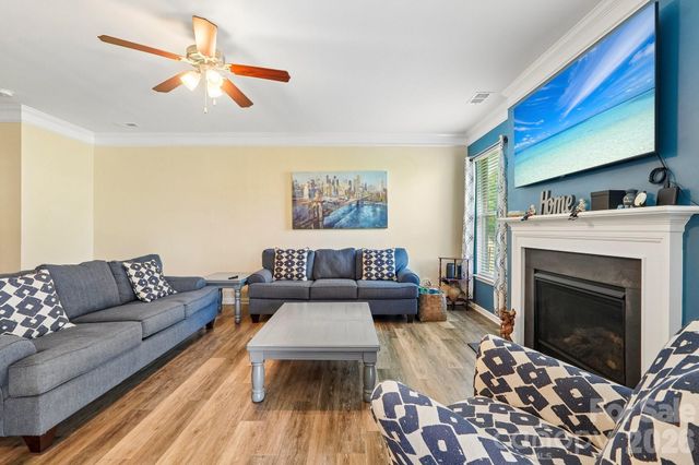 204 Kingston Drive, Mount Holly, NC 28120