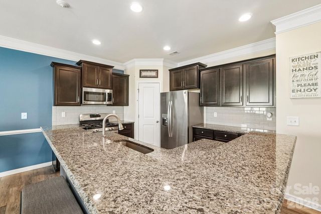 204 Kingston Drive, Mount Holly, NC 28120