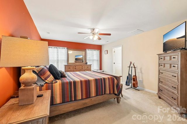 204 Kingston Drive, Mount Holly, NC 28120