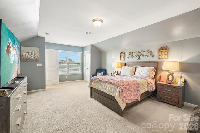 204 Kingston Drive, Mount Holly, NC 28120