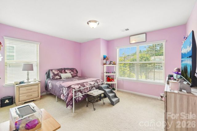 204 Kingston Drive, Mount Holly, NC 28120