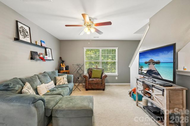 204 Kingston Drive, Mount Holly, NC 28120