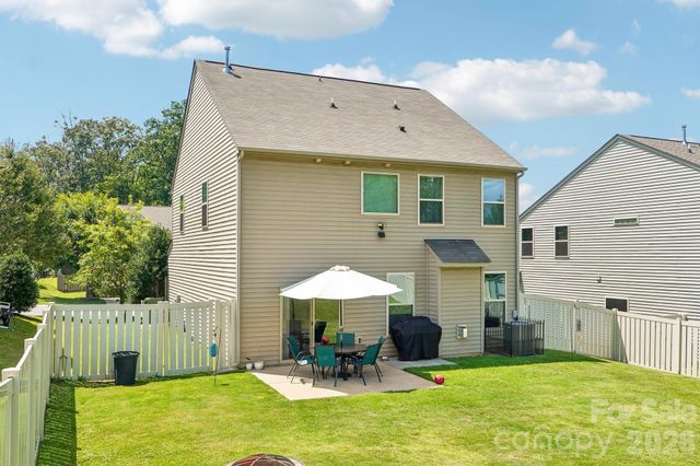 204 Kingston Drive, Mount Holly, NC 28120