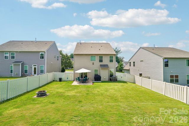 204 Kingston Drive, Mount Holly, NC 28120