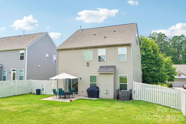 204 Kingston Drive, Mount Holly, NC 28120