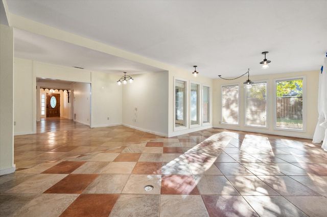 4502 20th Street, Lubbock, TX 79407