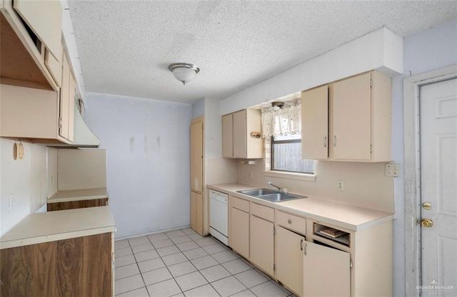 4201 S Houston Drive, Harlingen, TX 78550