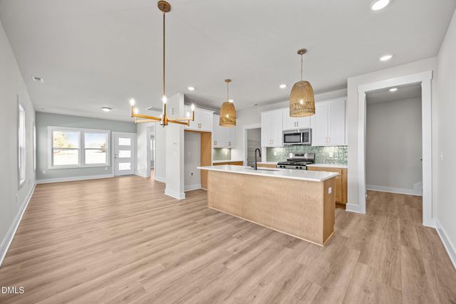 817 Central Pk Drive, Raleigh, NC 27604