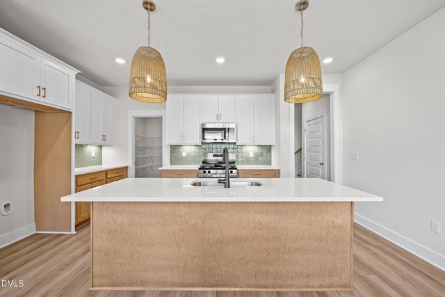 817 Central Pk Drive, Raleigh, NC 27604