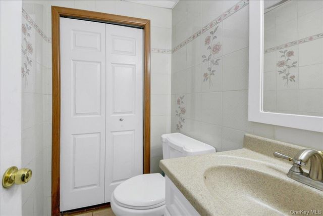 2066 Cicero Avenue, Bronx, NY 10473