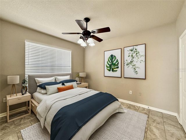 18013 VILLA CREEK DRIVE, Tampa, FL 33647