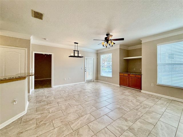 18013 VILLA CREEK DRIVE, Tampa, FL 33647