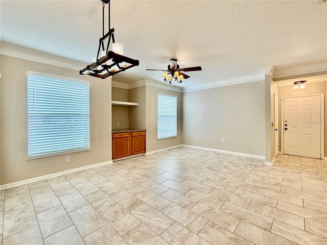 18013 VILLA CREEK DRIVE, Tampa, FL 33647