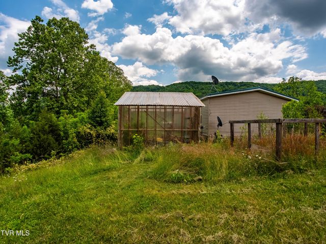 3710 Goshen Valley Road, Rogersville, TN 37857
