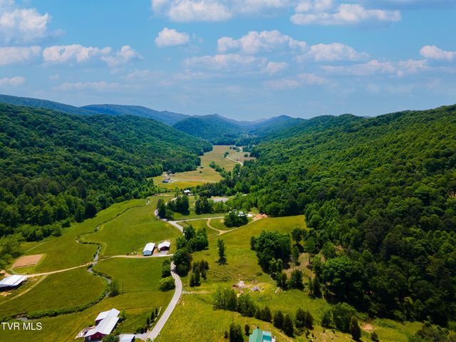 3710 Goshen Valley Road, Rogersville, TN 37857