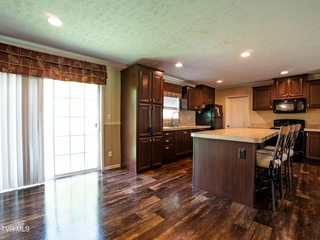3710 Goshen Valley Road, Rogersville, TN 37857