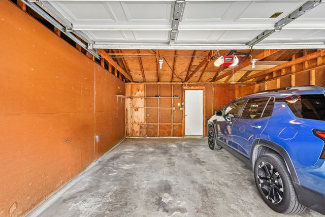 9619 Kedvale Avenue 301, Oak Lawn, IL 60453