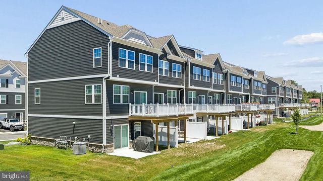 44 FOREST PARK DR, Waretown, NJ 08758